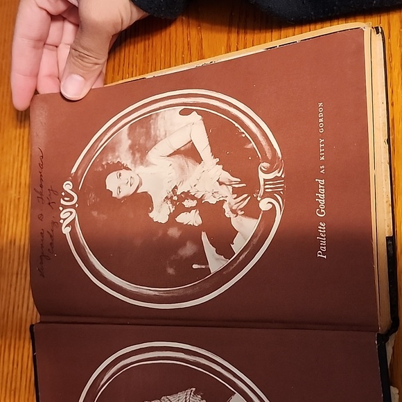 Kitty by Rosamond Marshall | Vintage Hardcover Romance 1940s - Picture 7 of 11